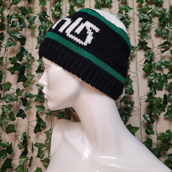 Burton Unisex Snowboard Winter Knit Acrylic Beanie size OS - Picture 3 of 9